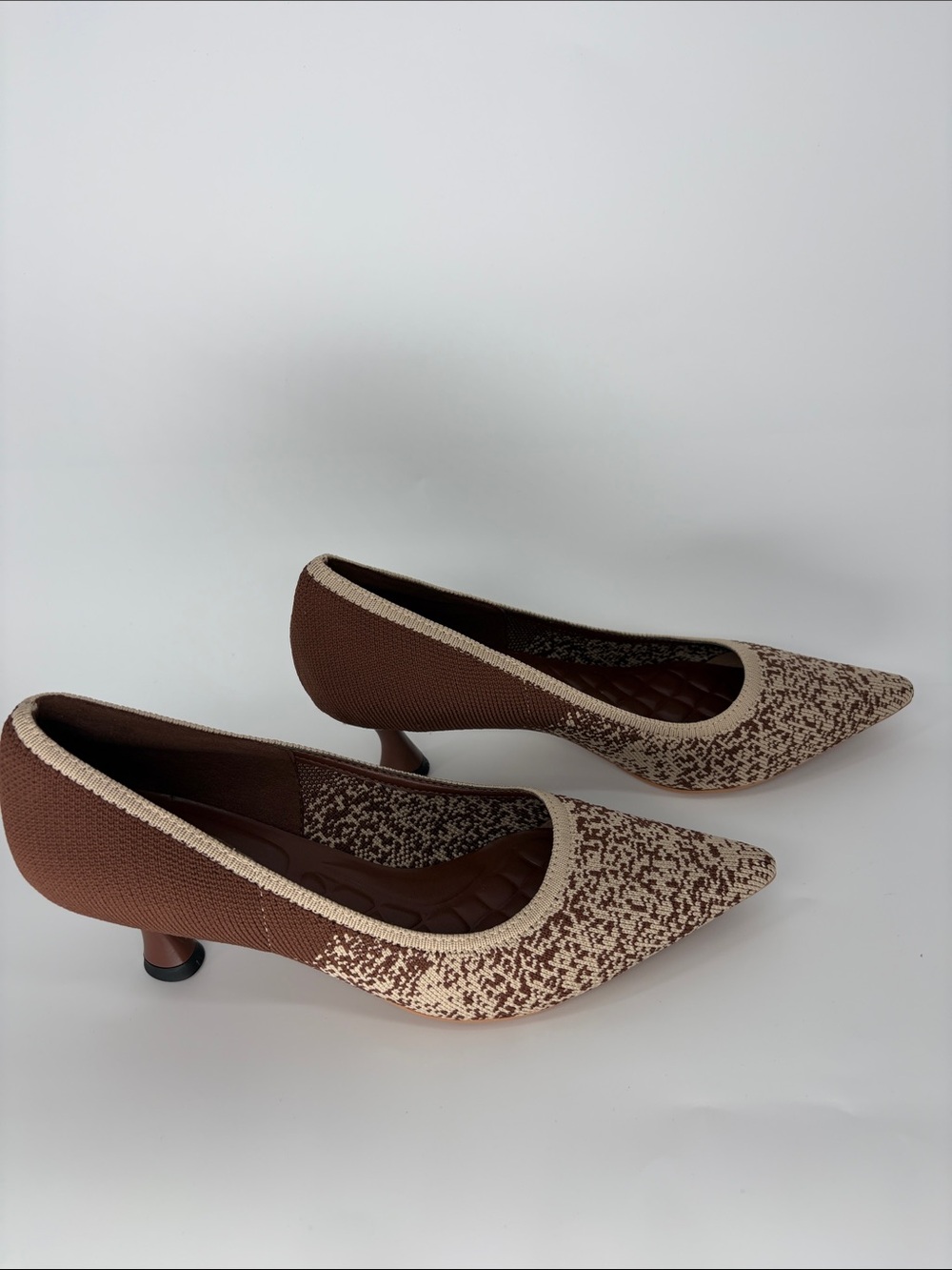 Cosy Island Brown and Cream Pointed Toe Kitten Heel Knit Pumps - Sz 7 NWOB - Picture 5 of 9